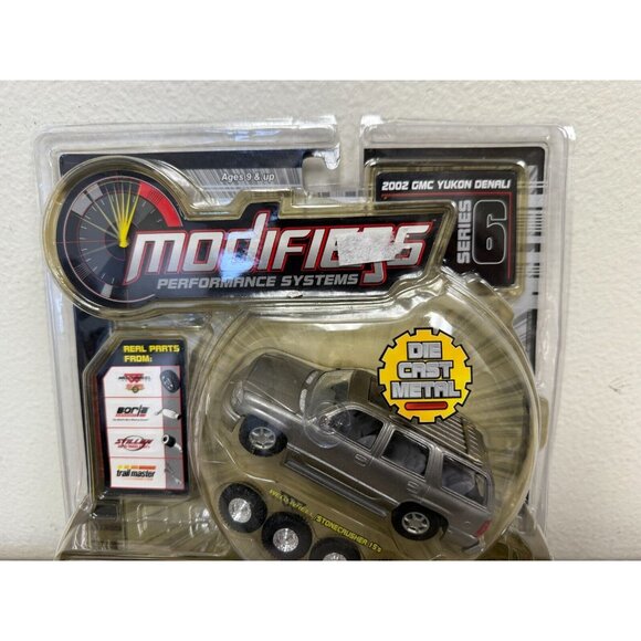 Modifiers Series 4 2002 Cadillac Escalade Die Cast Metal 1/43 Scale - Picture 3 of 6